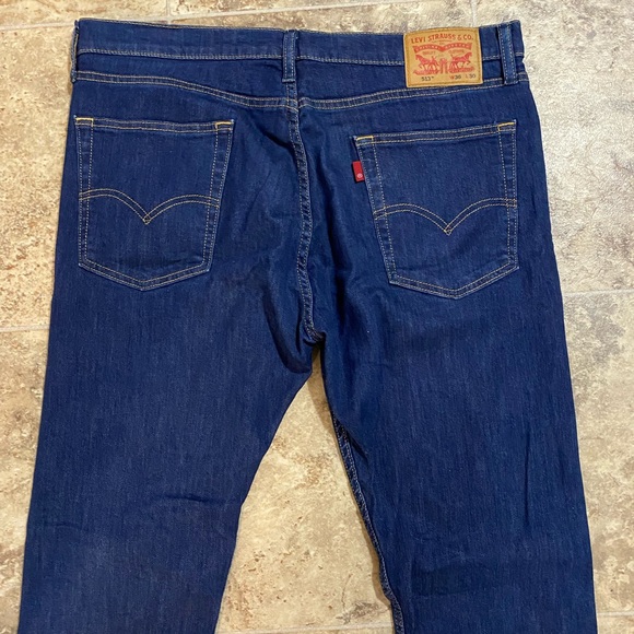 513 slim straight Levi’s - Picture 2 of 2